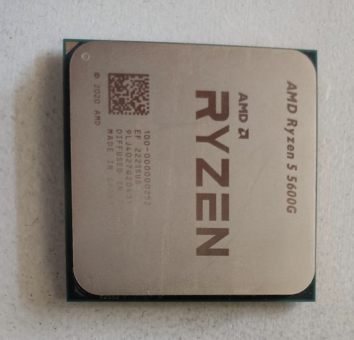 Процессор Ryzen 5 5600G в отличном состоянии