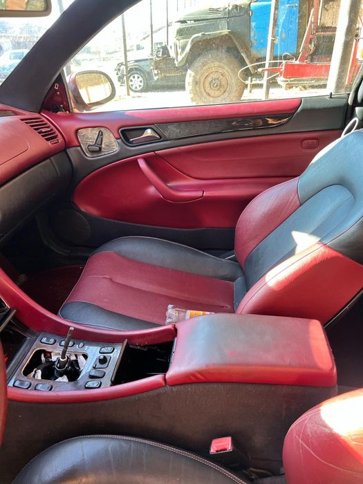 Салон за mercedes clk 208