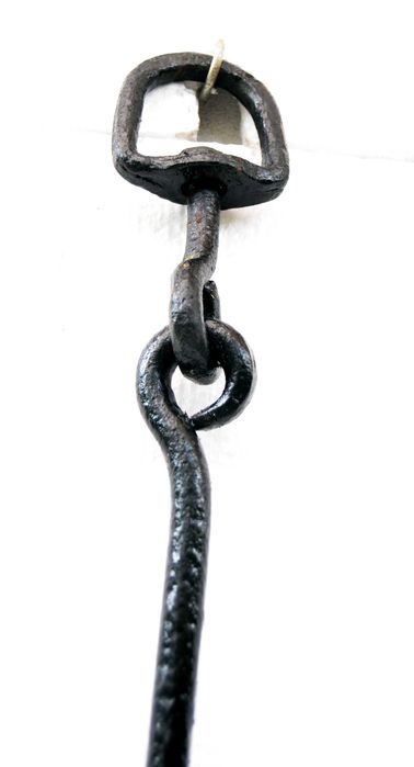 Ustensila veche pentru vatra din fier forjat posibil de secol 19