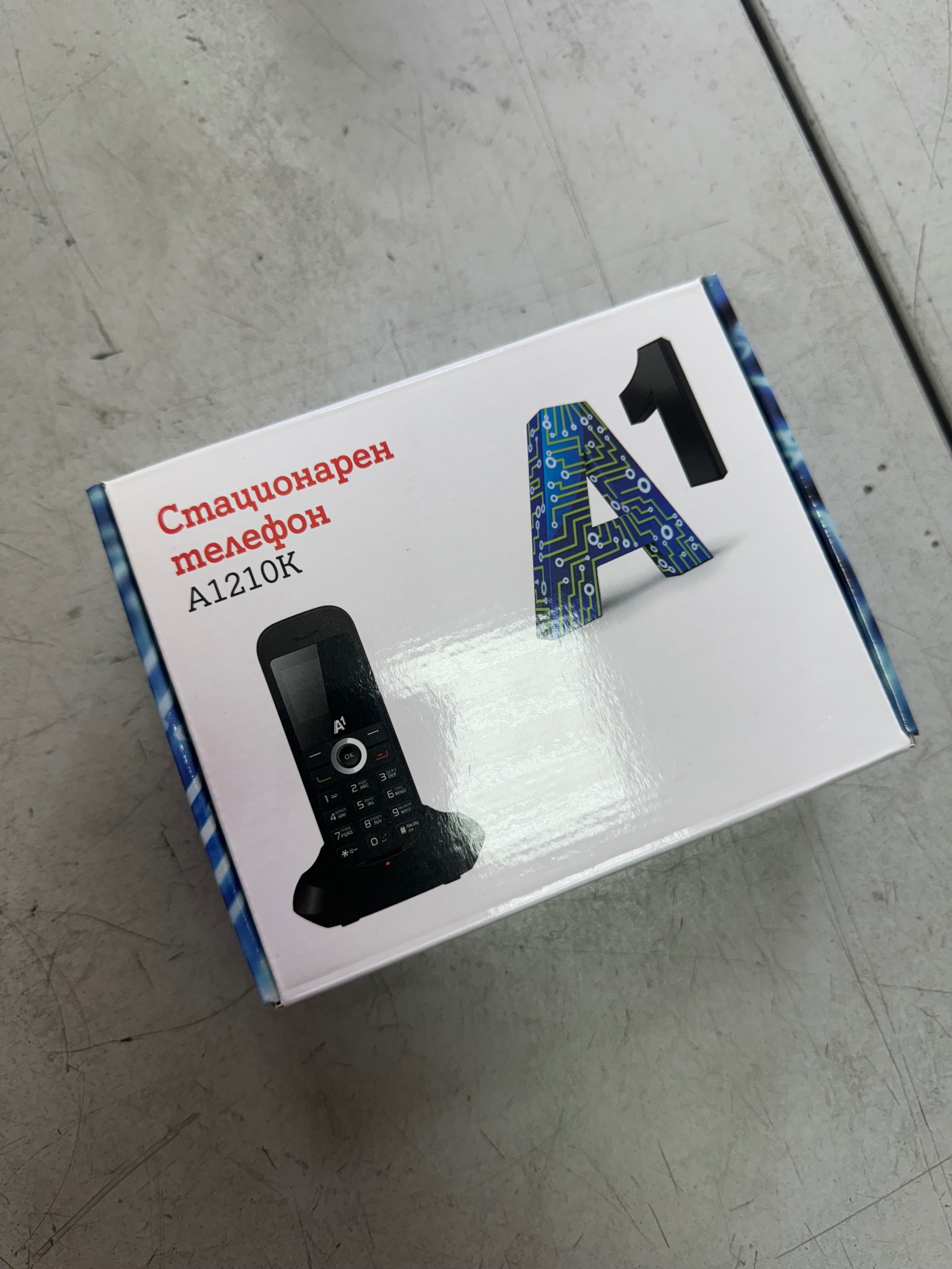 НОВ стационарен телефон A1210K