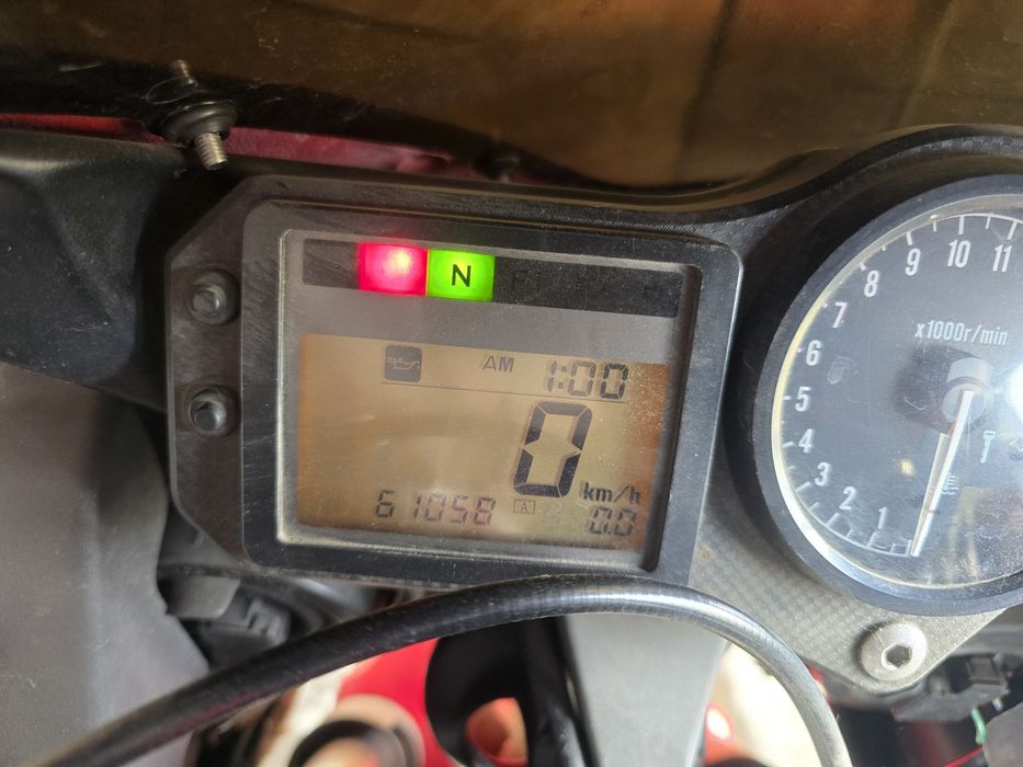 Vand Honda CBR F4 i