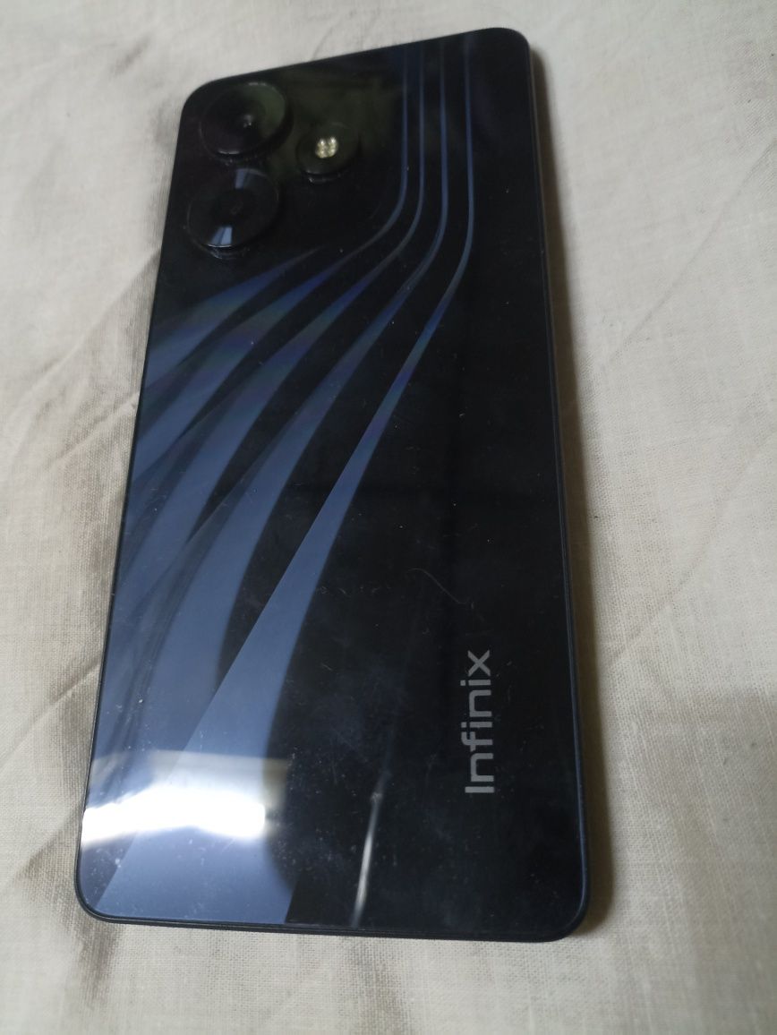 Infinix Hot 30  8/256
