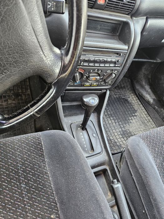 Opel Astra f , cutie automata stare buna de funcționare.