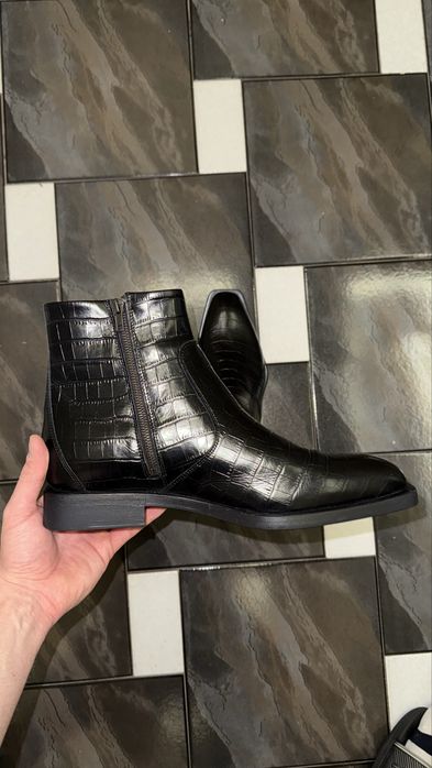 Мъжки ботуши от релефна кожа - 44 номер