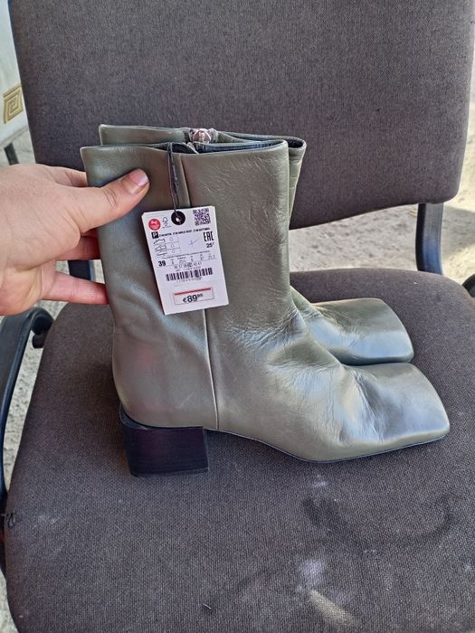 Cizme cu toc Zara am mărimi diferite de la 38 pina la 40