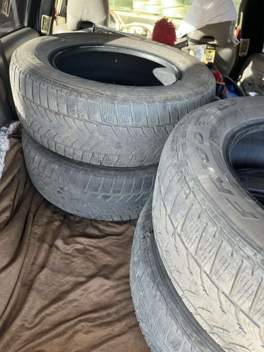Anvelope iarna 235/65 r17