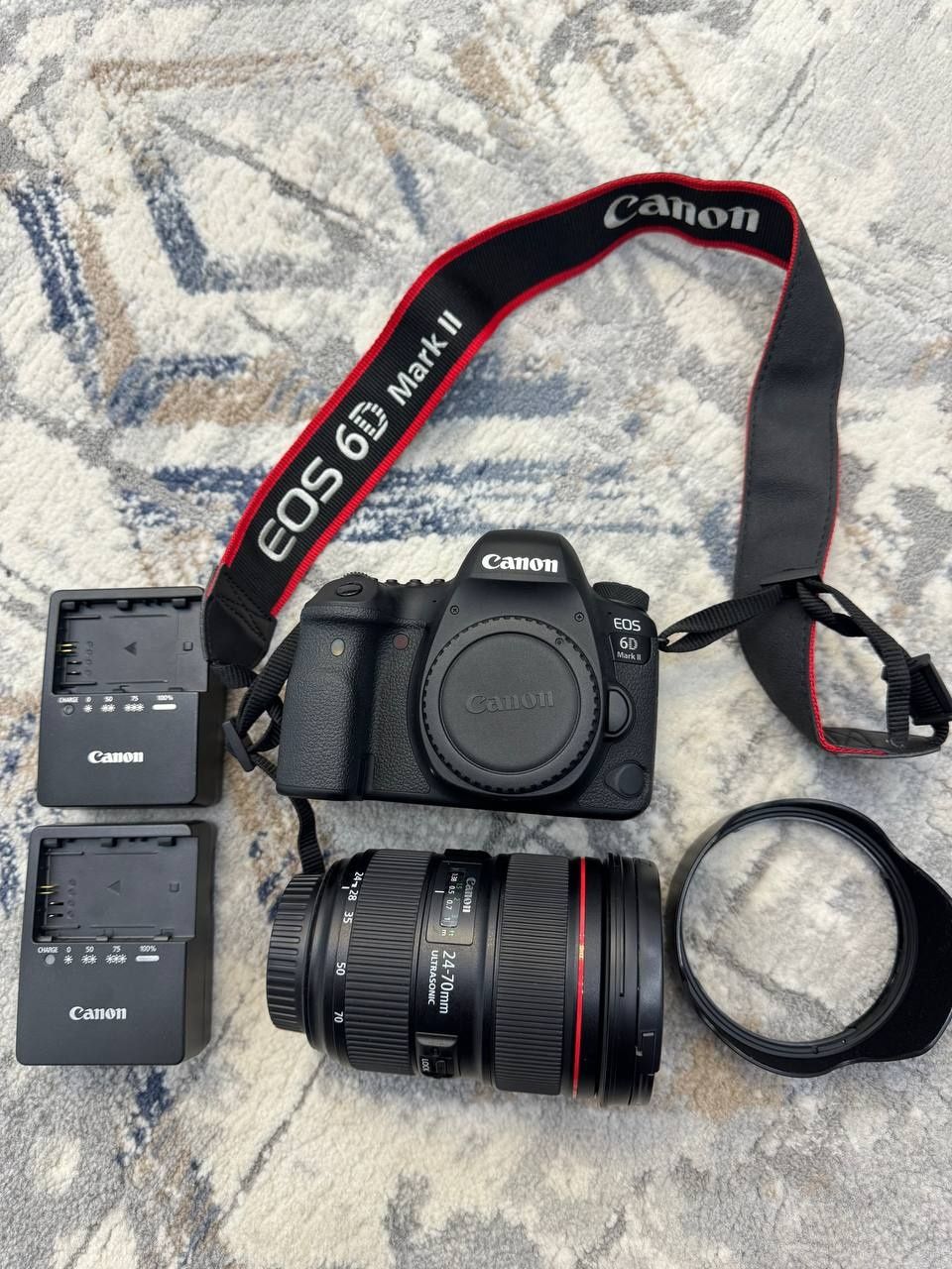 Продается профессиональная камера Canon Mark 2 6D