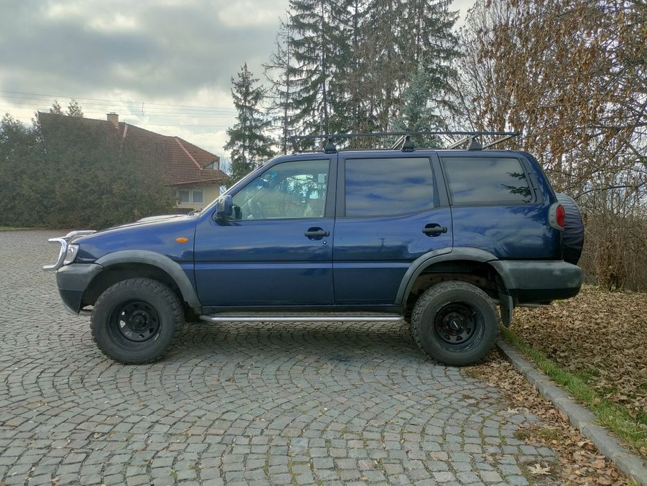 Nissan Terrano 2