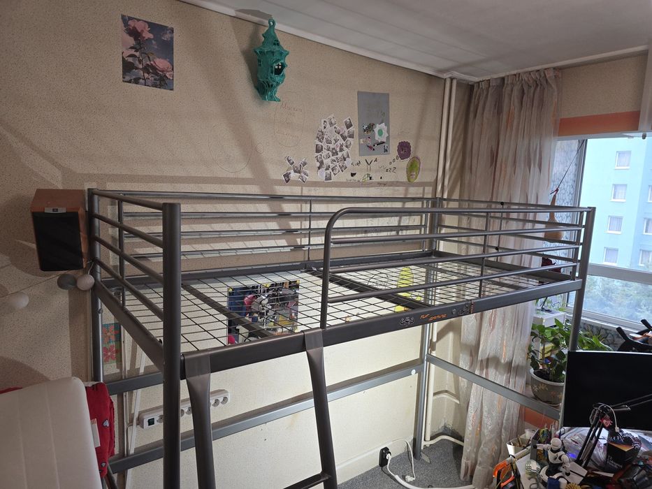 Метално легло с надстройка IKEA