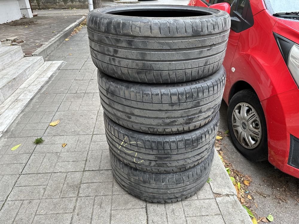 Michelin Pilot Sport 4s 245/35/ZR20