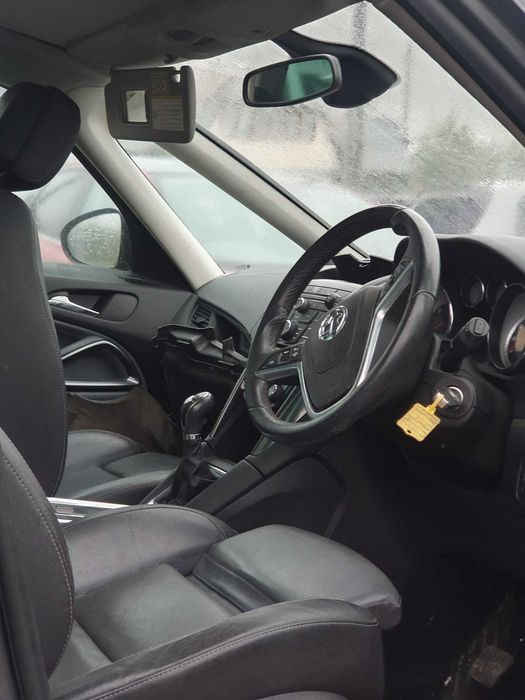 Dezmembrez Opel Zafira C Tourer Elite 2.0CDTI 2012