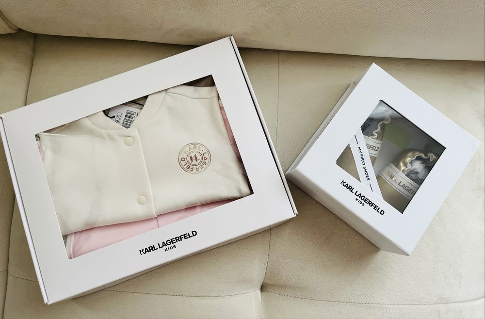 Karl Lagerfeld комплект за бебе и обувки