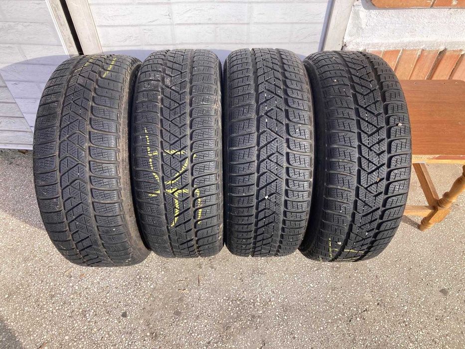 Anvelope PIRELLI 215/55 R17 de iarna 2023 , aproape noi, 4 buc