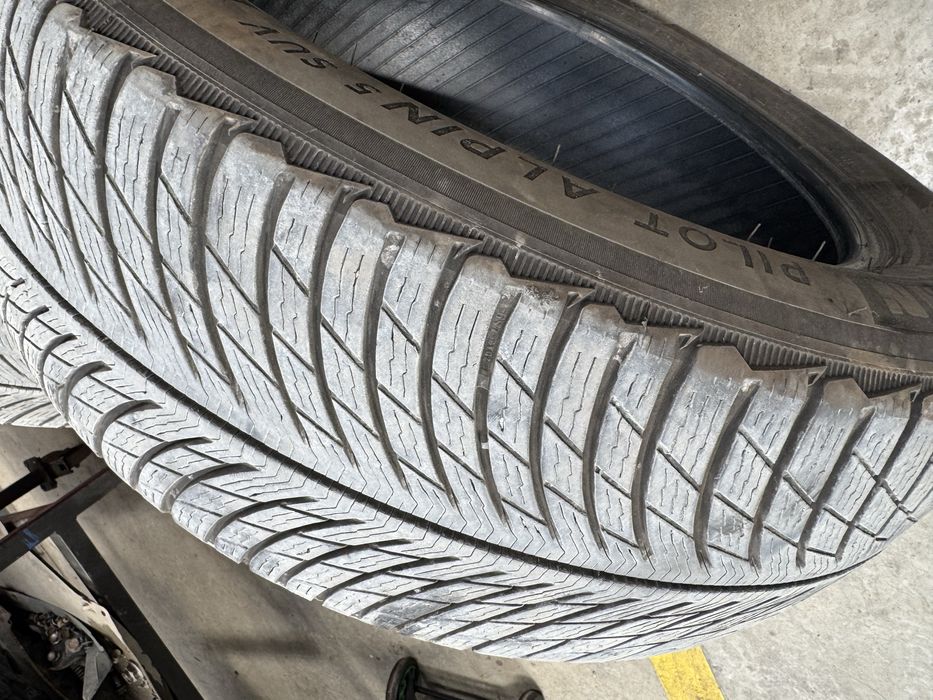 Anvelope michelin 235/55/19