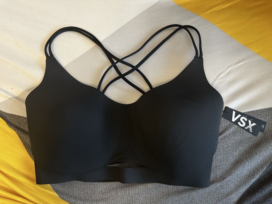 Спортен сутиен Victoria secrets