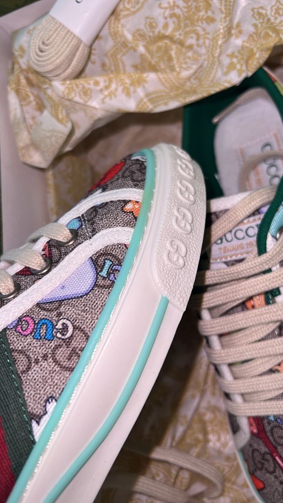 Сникърси,обувки Gucci номер 37
