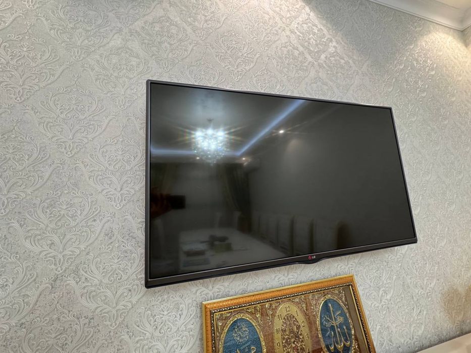 Телевизор LG 42