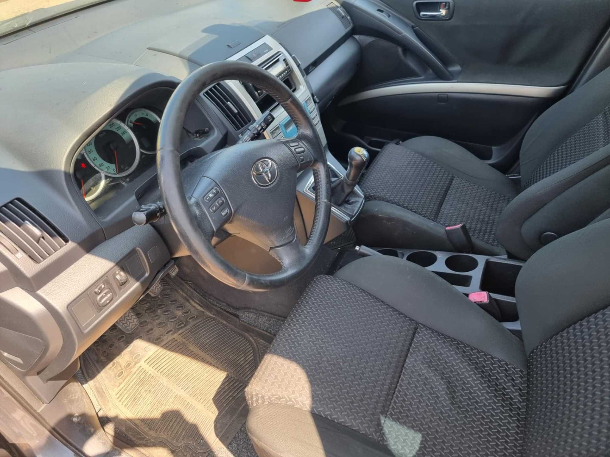 Toyota Corolla verso 2.2 D4D/ Фейс /Лети джанти 16/7 местна На части