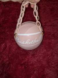 Geantă roz tip minge de baschet