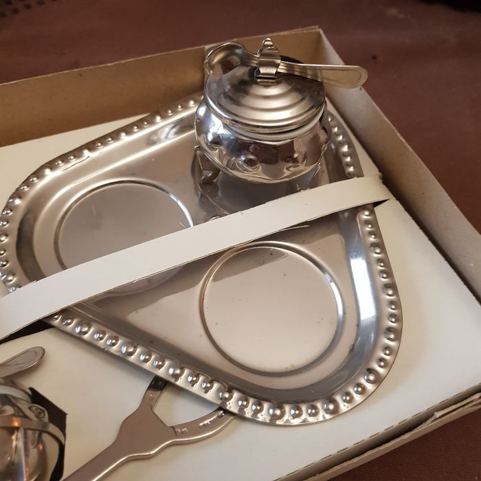 Комплект за подправки