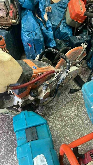 Vand scule pentru constructii - TOATE NOI