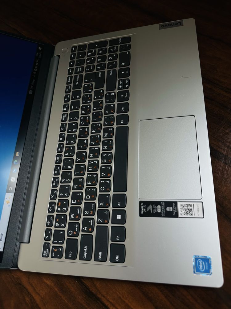 Lenovo 4020 holati ideal kam ishlagan