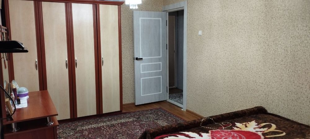 Квартира с хорошим ремонтом и мебелью.