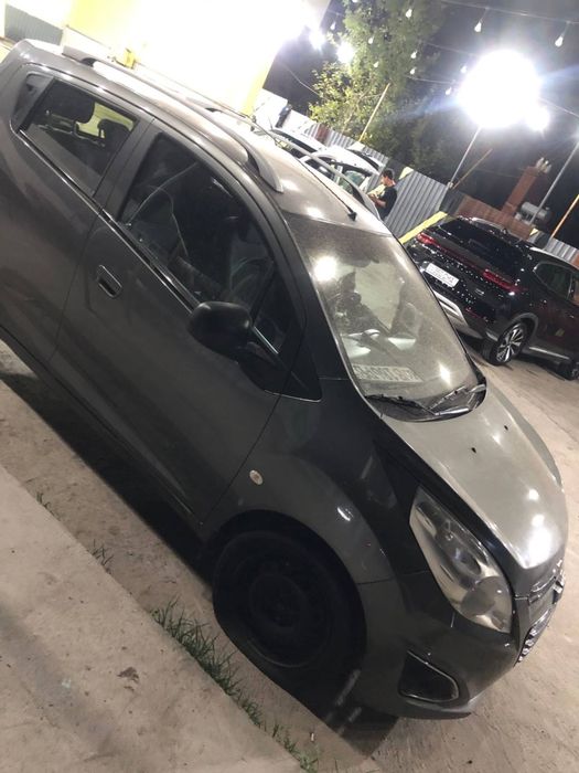 Продаеться chevrolet spark 2016 механика
