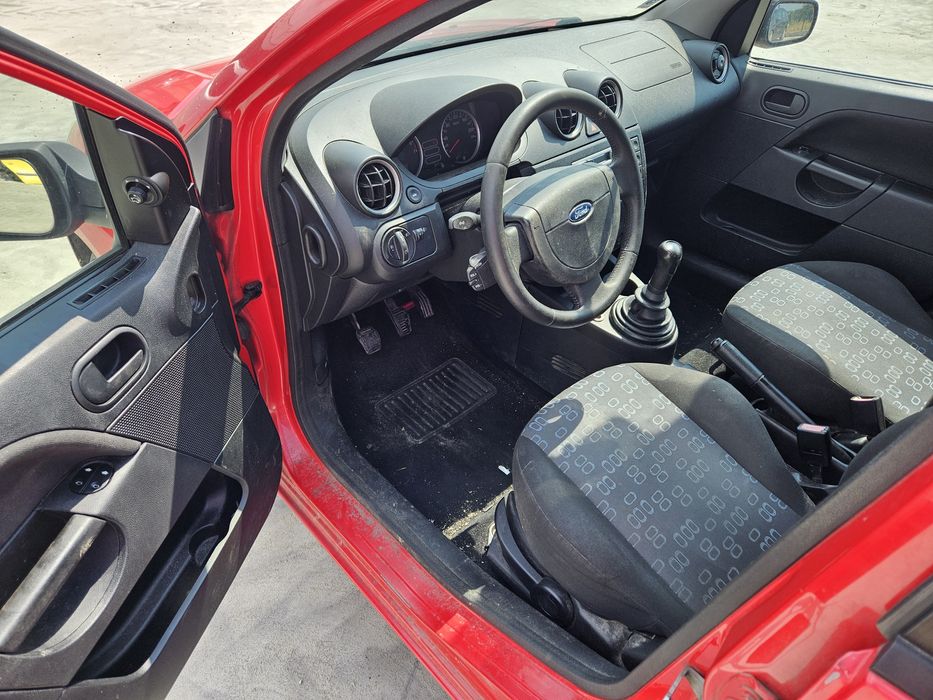 Форд Фиеста 1.3 бензин НА ЧАСТИ