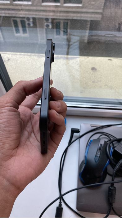 Iphone Xr и 11 в корпусе Iphone 16