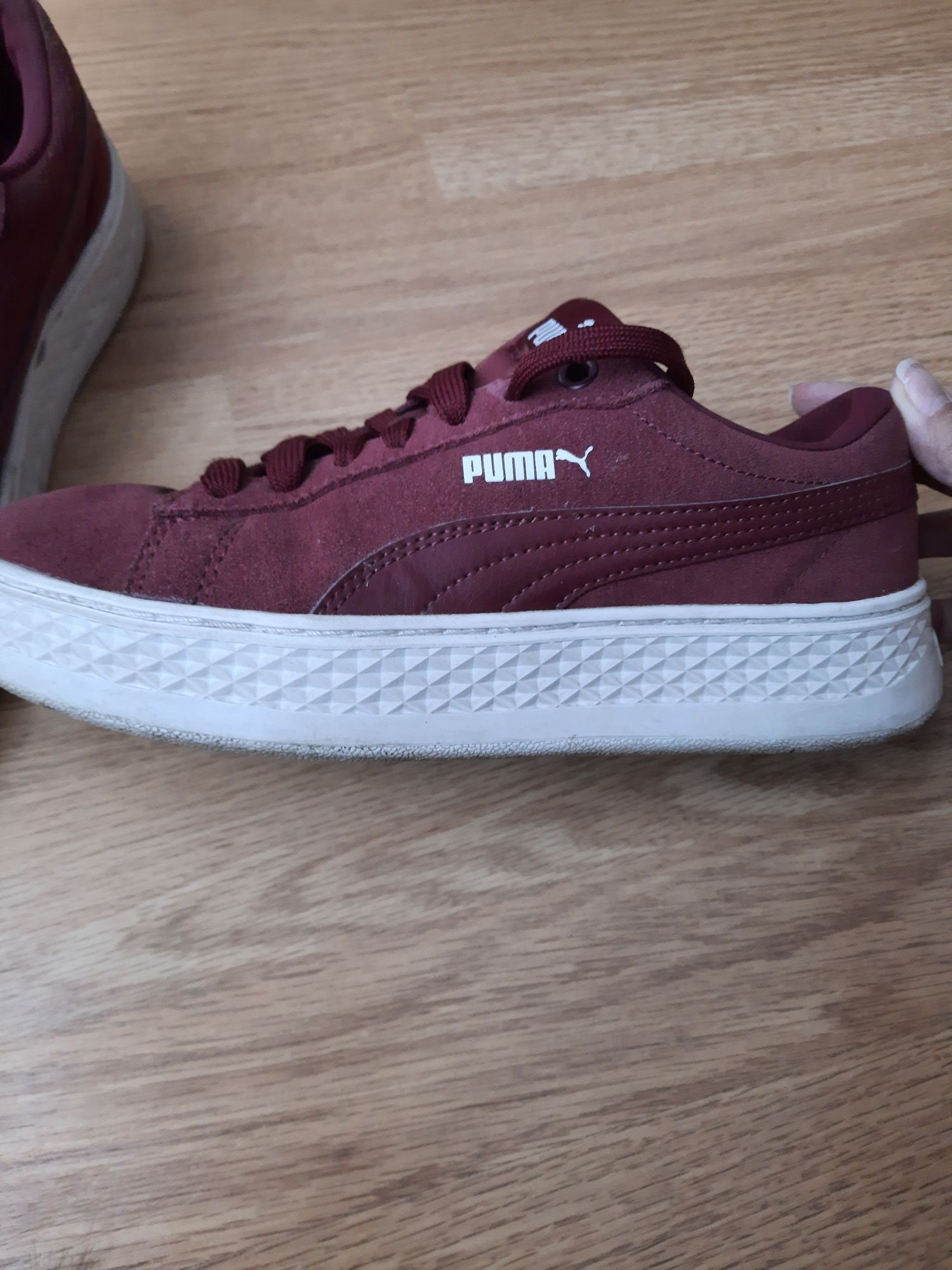 Обувки Puma номер 37