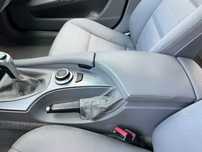 Сив подлакътник BMW E60 Е61 фейс перфектен