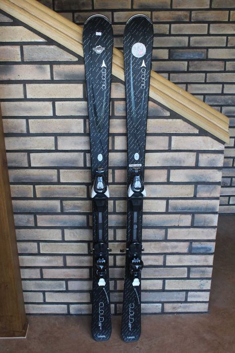 Schiuri Atomic Cloud nine 156cm cod:0213