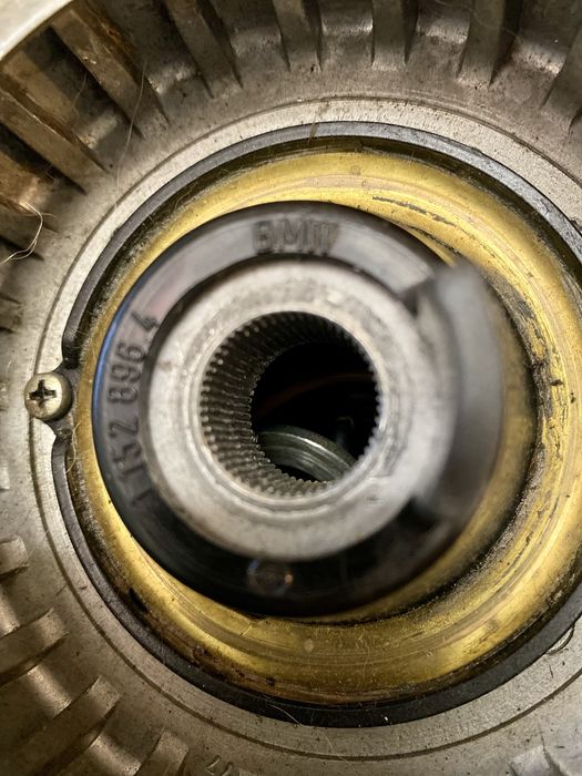 Sport volan BMW E30, ursulet