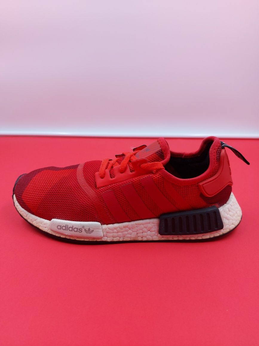 Adidas Nmd R1 Boost номер 44 Оригинални мъжки маратонки