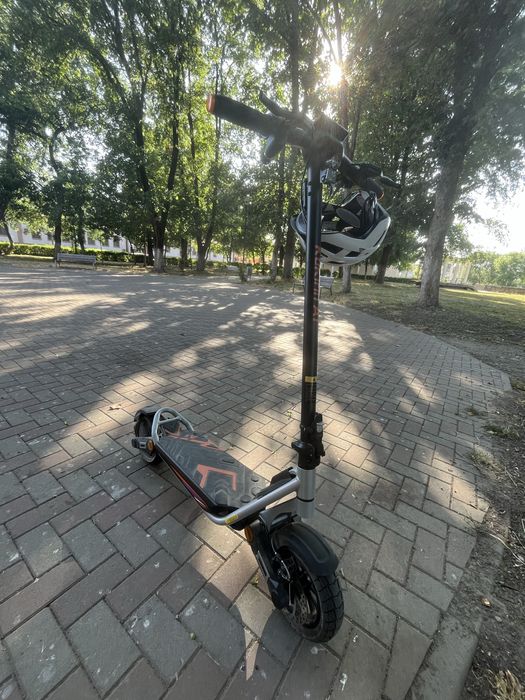 Kukirin A1 300 km parcursi vand/schimb
