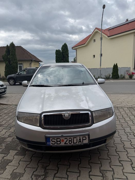 Vând Skoda fabia 1,4 benzină