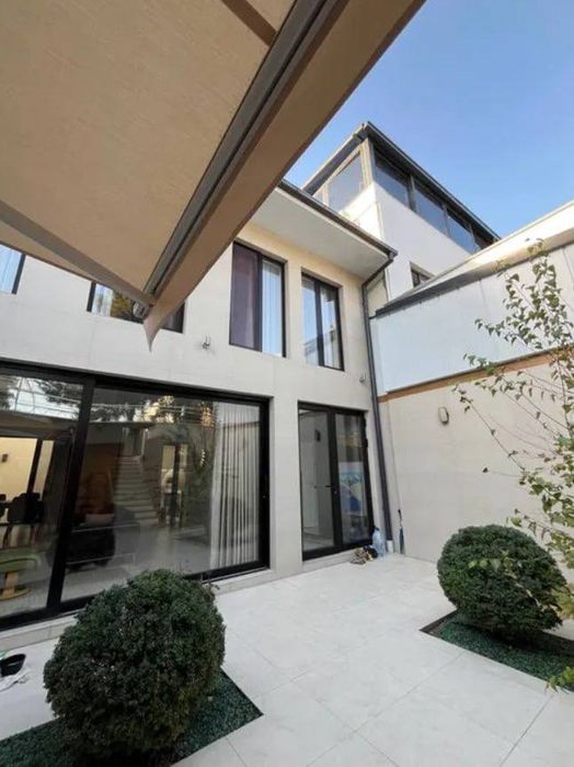 Аренда дома Мирабад Авеню