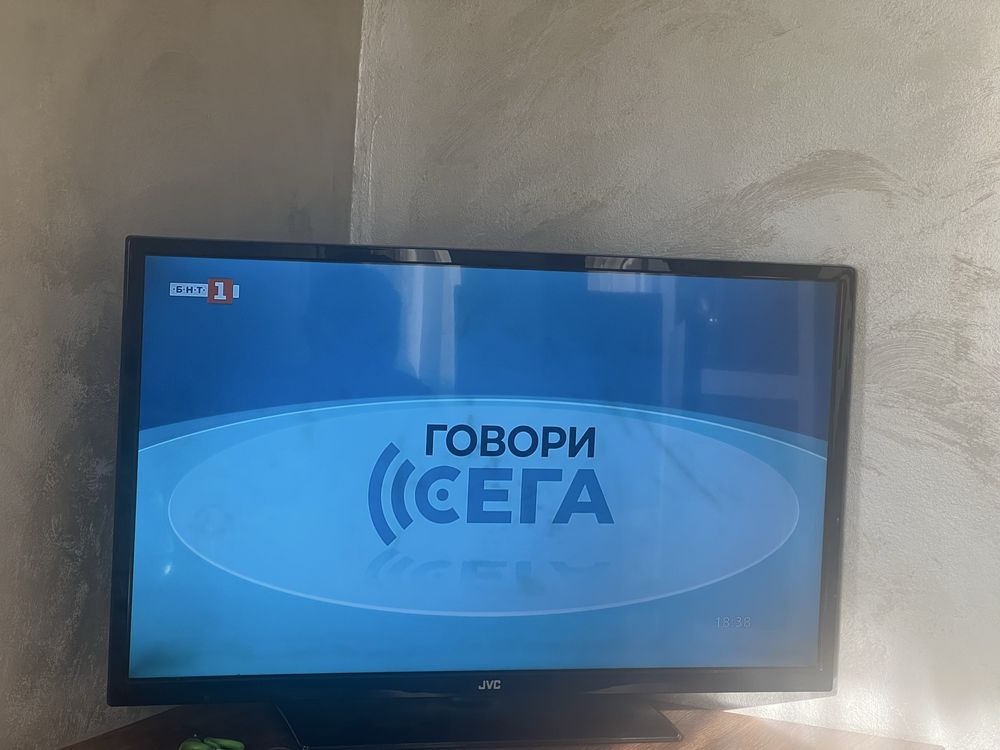 Телевизор JVC 32