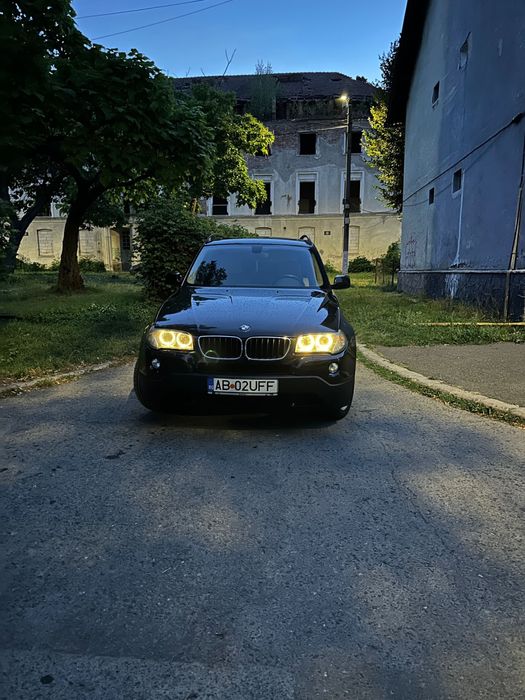 De vânzare x3 2008
