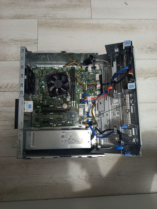 vând calculator gaming