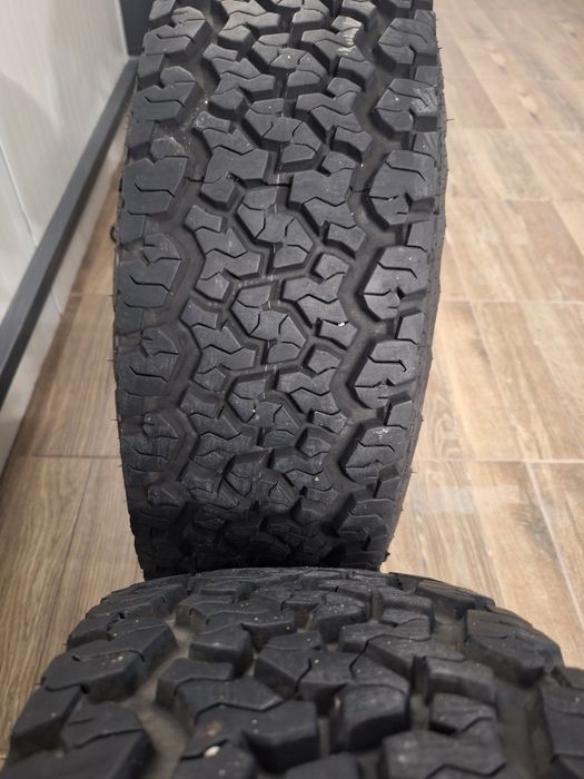 Гуми Максис 245/70/16