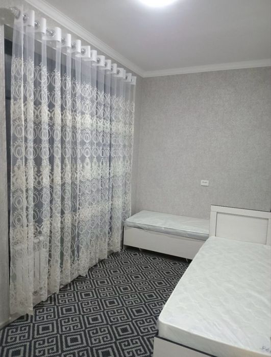 Сдается 2 ком Чорсу 1 Гор.Больница. Хотам Мойка. Новостройка