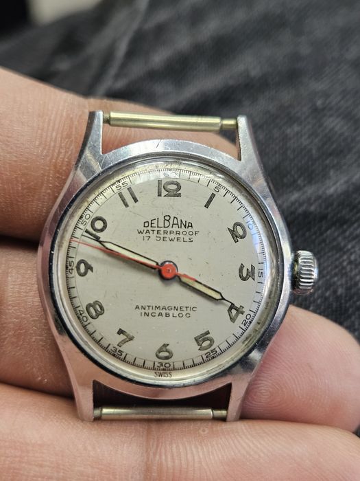 швейцарски Военен ръчен часовник Delbana om 40-те години .