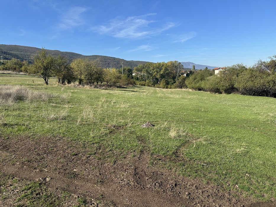 имот в с.Лозен урбанизирана зона