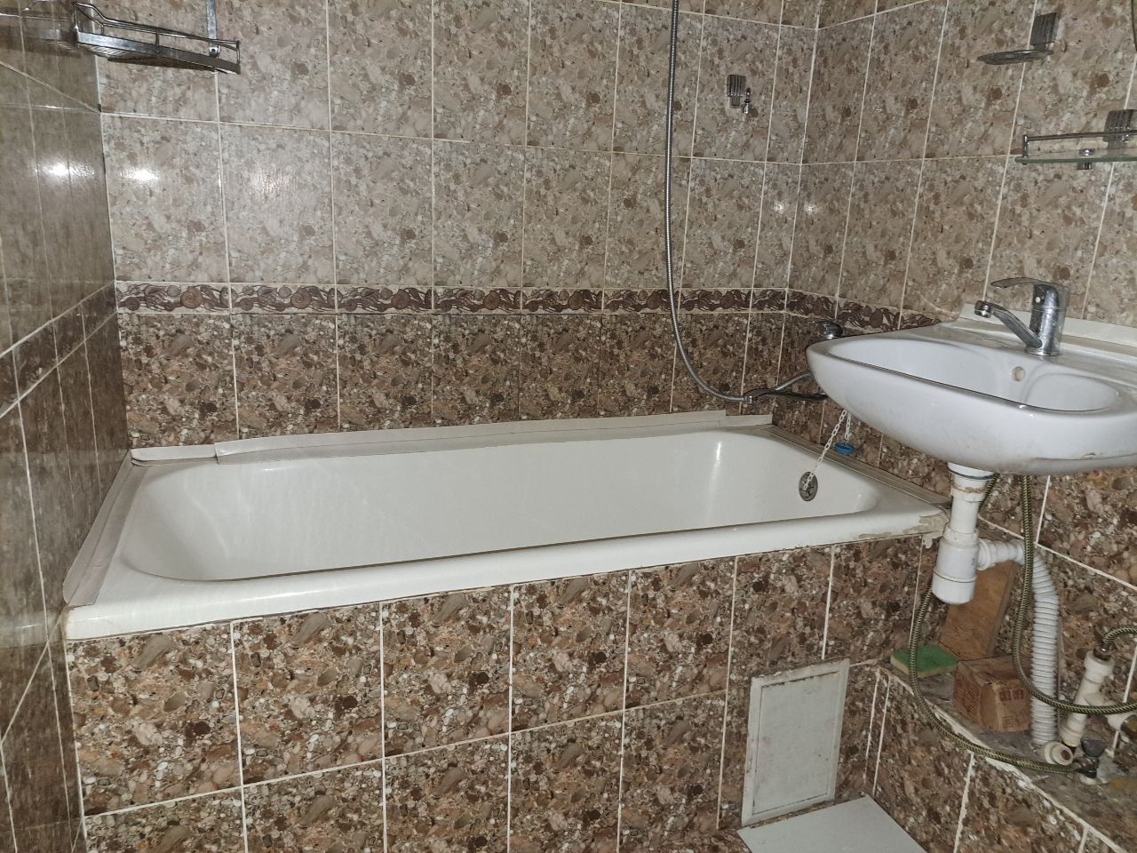 Продаётся квартира Чиланзар 12 квартал 2в3/4/4 панель