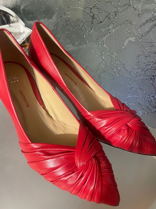 Vând pantofi piele noi 36