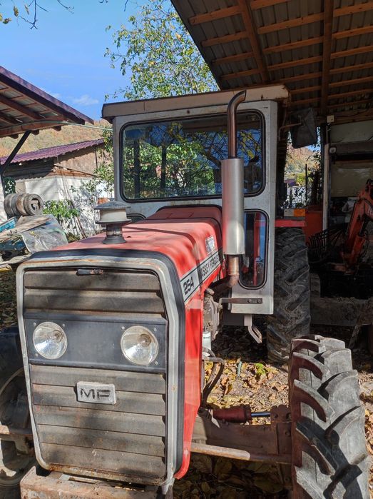 Tractor Massey Ferguson