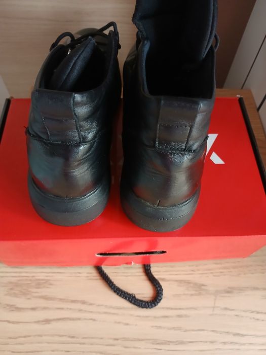 Vand ghete din piele