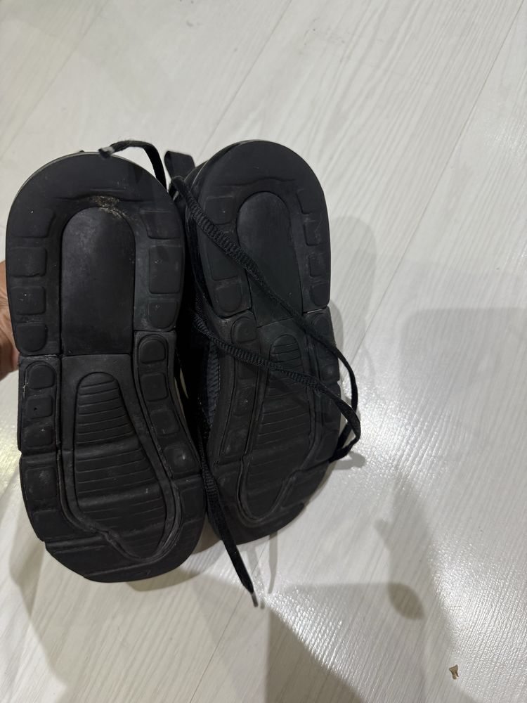 Nike 270 air max